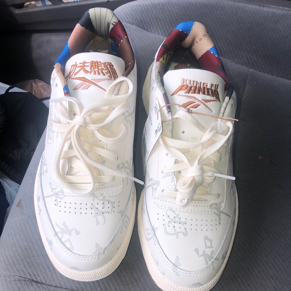 Reebok king fu pandas MINT CONDITION